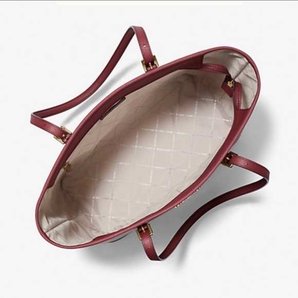 MICHAEL KORS
Jet Set Travel Large Saffiano Leather Tote Shoulder
DARK CHERRY
NWT - Picture 7 of 15